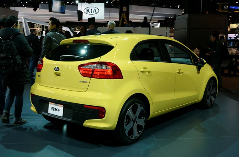 He lo ban nang cap Kia Rio 2016 tai Chicago Auto Show-Hinh-6